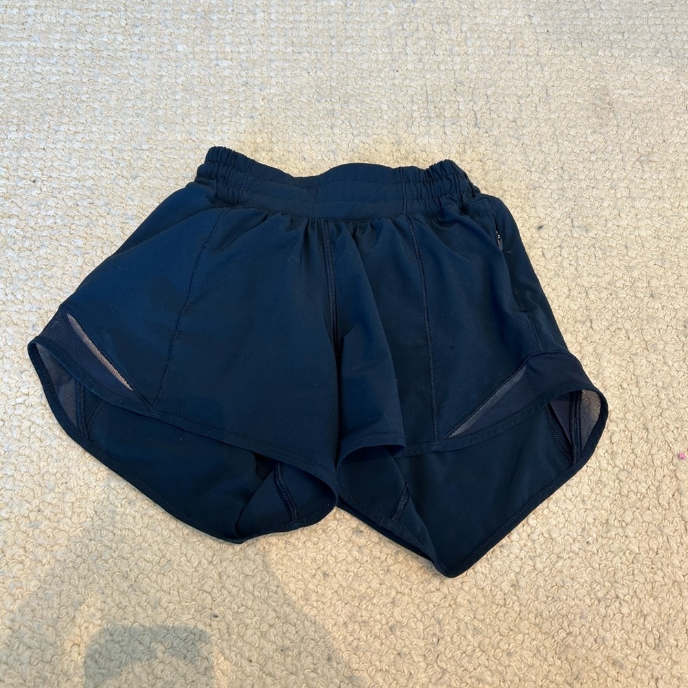 Lululemon Women's Black Athletic Shorts length: 4”